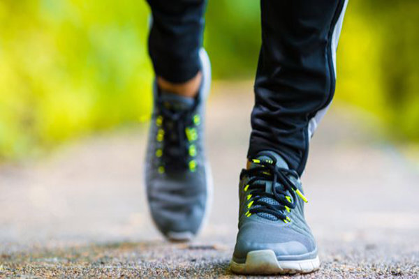 پیاده روی کوتاه در افراد ۸۵ سال به بالا باعث افزایش طول عمر می شود