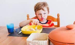 آیا رژیم غذایی در بهبود رفتار کودکان اوتیسم مؤثر است؟
