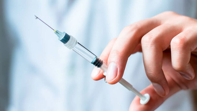 بیماران زمینه ای و سالمندان واکسن آنفولانزا را دریافت کنند