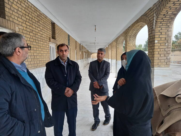گزارش تصویری؛ بازدید مدیر کل راه و شهرسازی استان قم از آسایشگاه انوار آفتاب