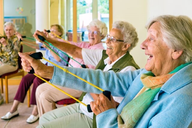 ورزش احتمال مرگ زودهنگام سالمندان را کاهش می دهد